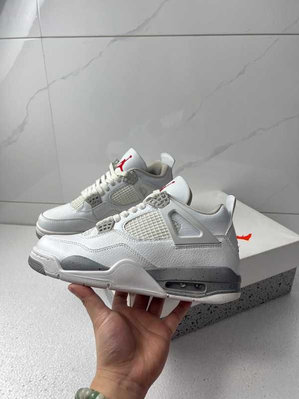 Jordan 4 Retro White Oreo