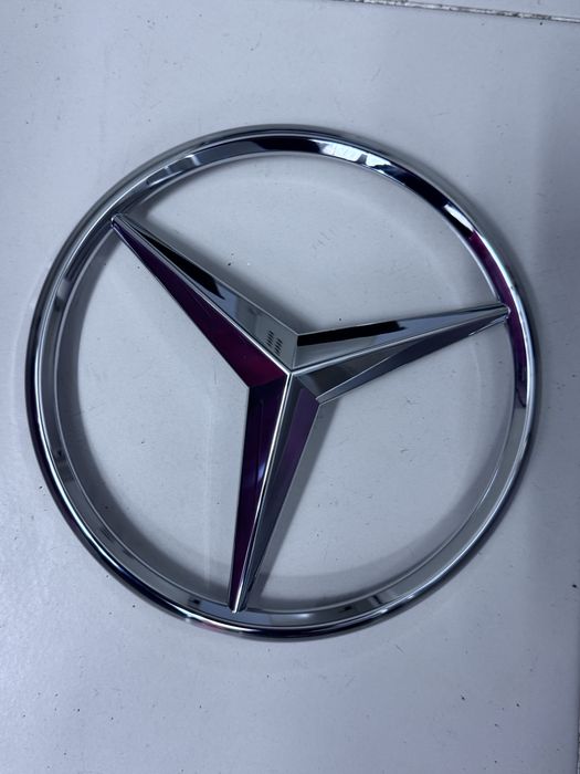 Estrela mercedes mais suporte