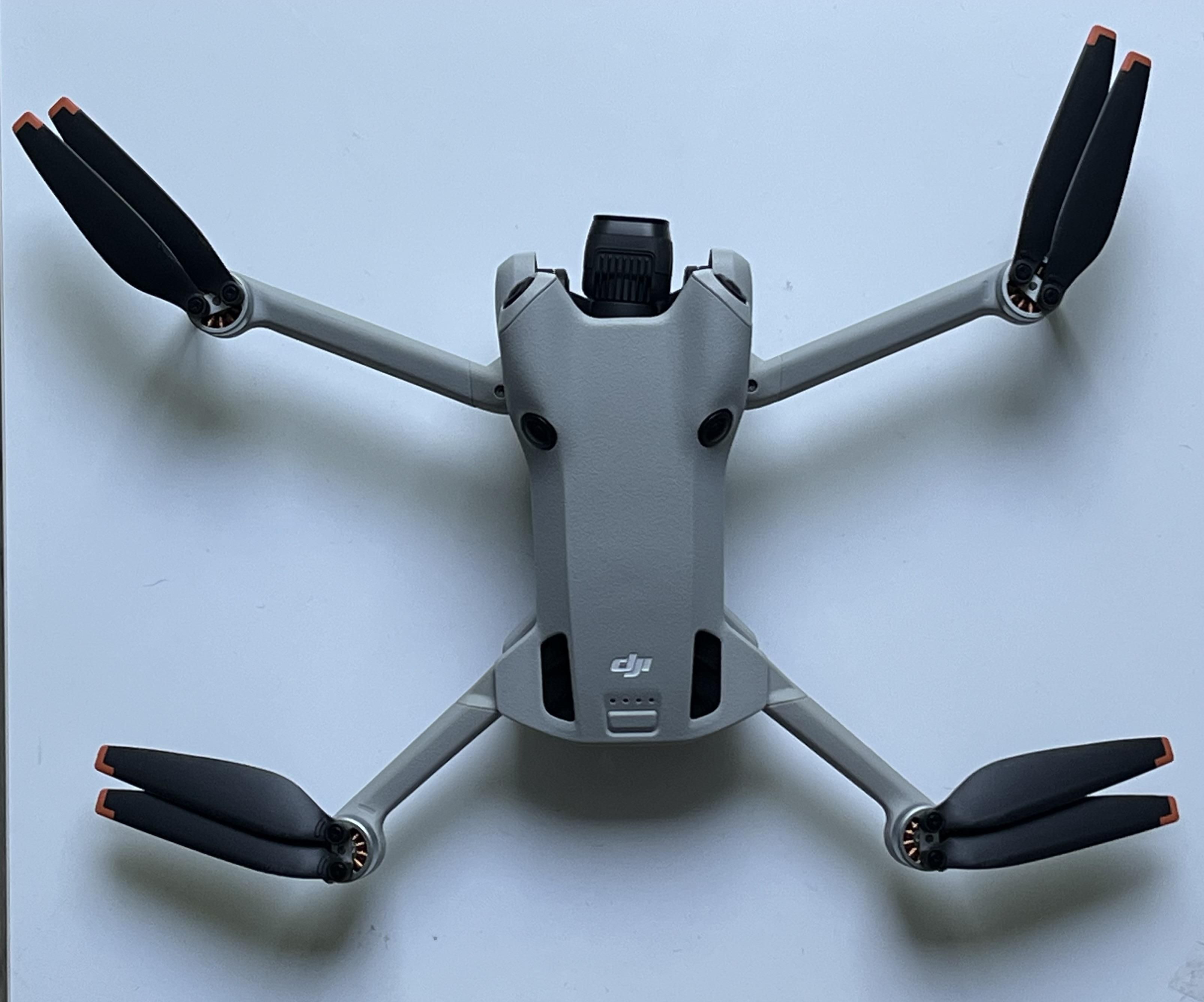 OUTLET Codz taniej DJI Mini 4 Pro RC 2 fly more combo FV23% PL GW