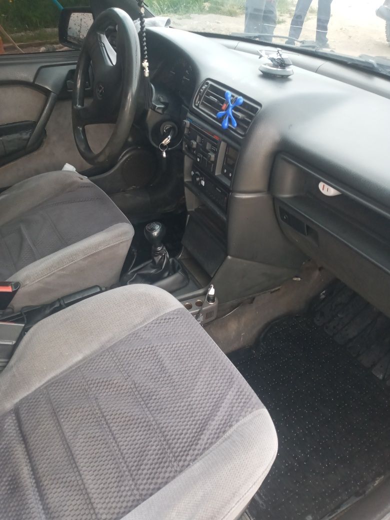 Opel Vektra В 1995р.