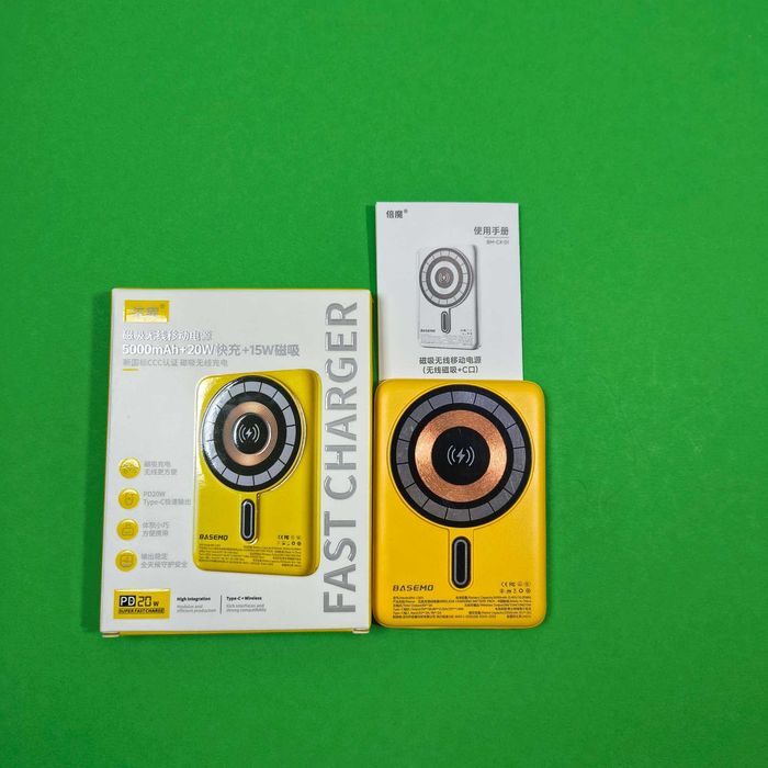 В упаковке магнитный повербанк для айфона 11 Type-C 22,5Вт 50000 mAh