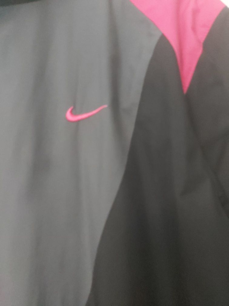 Kurtka NIKE jak nowa L