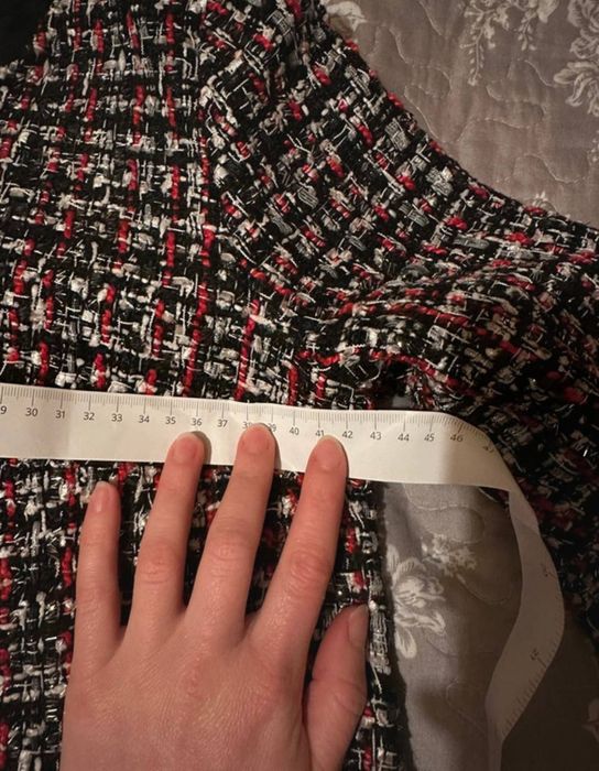 Костюм в стилі "Шанель". Розмір S.