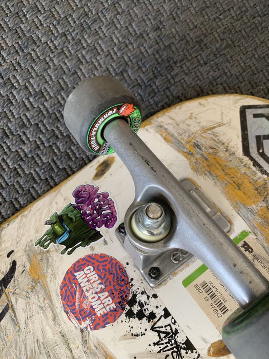 skate (ace trucks 55 Af-1, spitfire wheels 55mm conical full 99du)