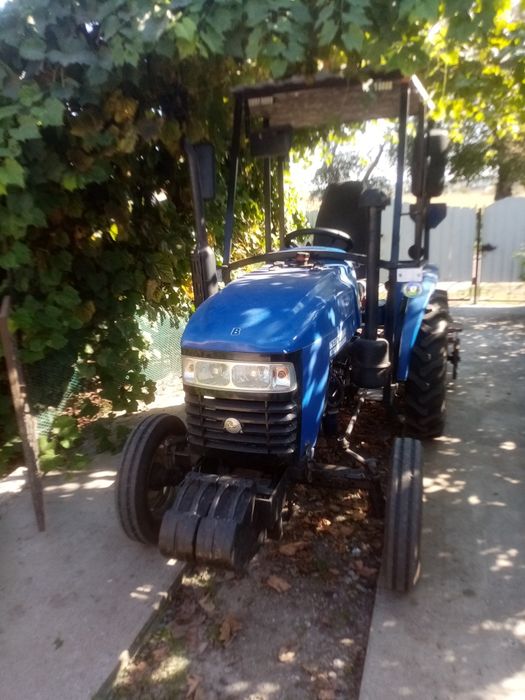 Продам трактор з навісним в хорошому стані