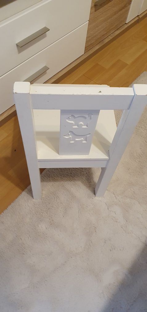 Krzesełko ikea białe