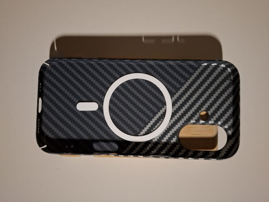 Чехол iphone 17 carbon
