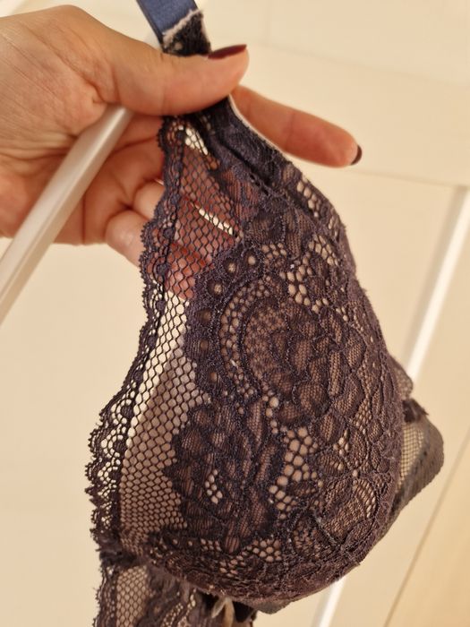 Esotiq stanik 70F biustonosz koronka