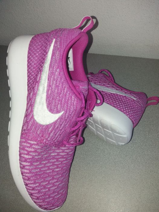 Nike Rosherun Flyknit n.º 40,5 - NOVAS e ORIGINAIS