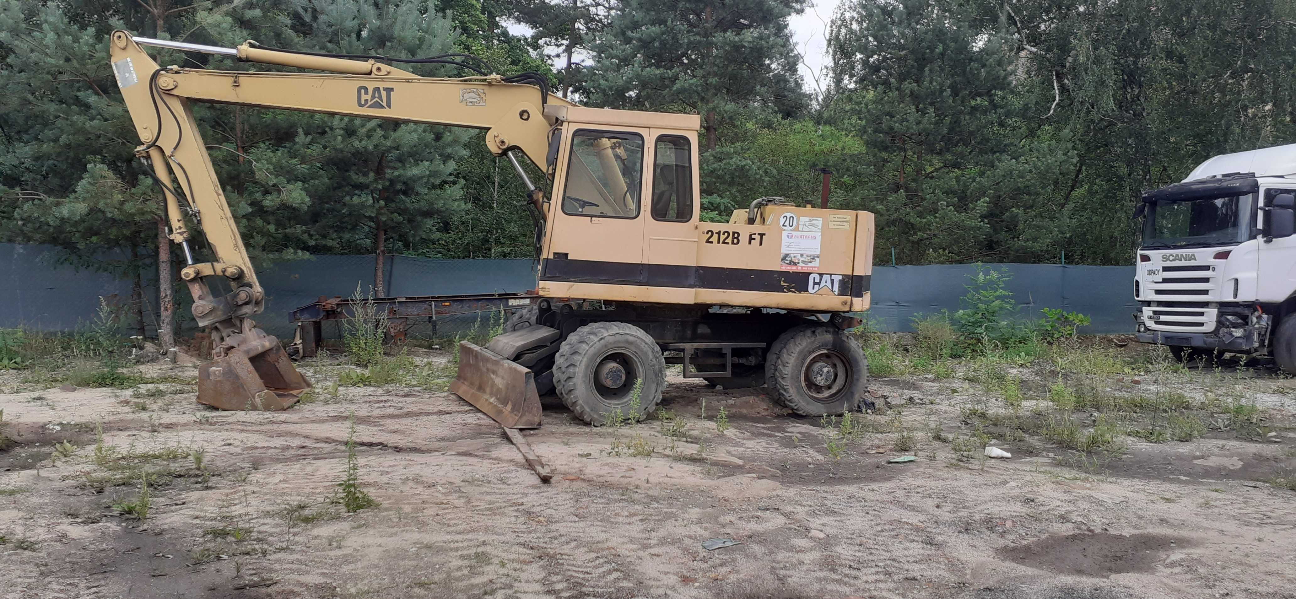 Sprzedam koparkę CAT 212B FT