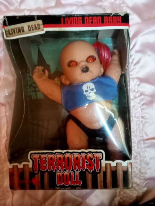 Lalka terrorist doll