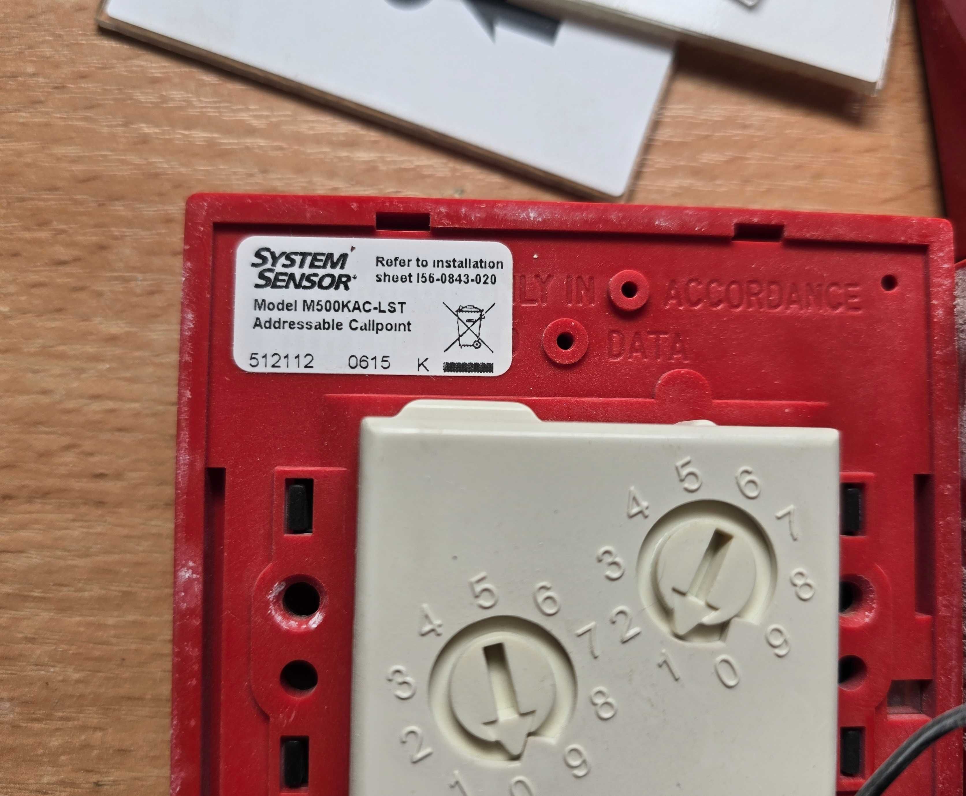 Przycisk / punkt alarmowy PPOŻ P POŻ SystemSensor M500KAC-LST