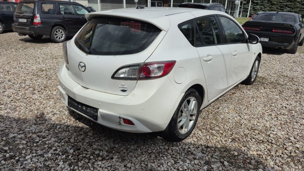 Mazda 3 diesel perłowa sprowadzony