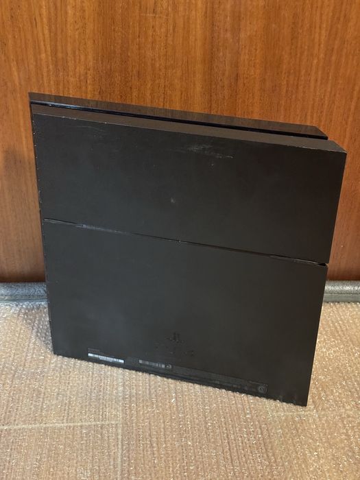 PlayStation 4 modelo CUH1115A