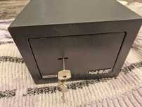 Sejf meblowy  23x17x17