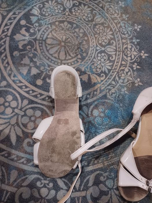 Бальні туфлі,у гарному стані,декілька разів взутті, 20.5 см 33р