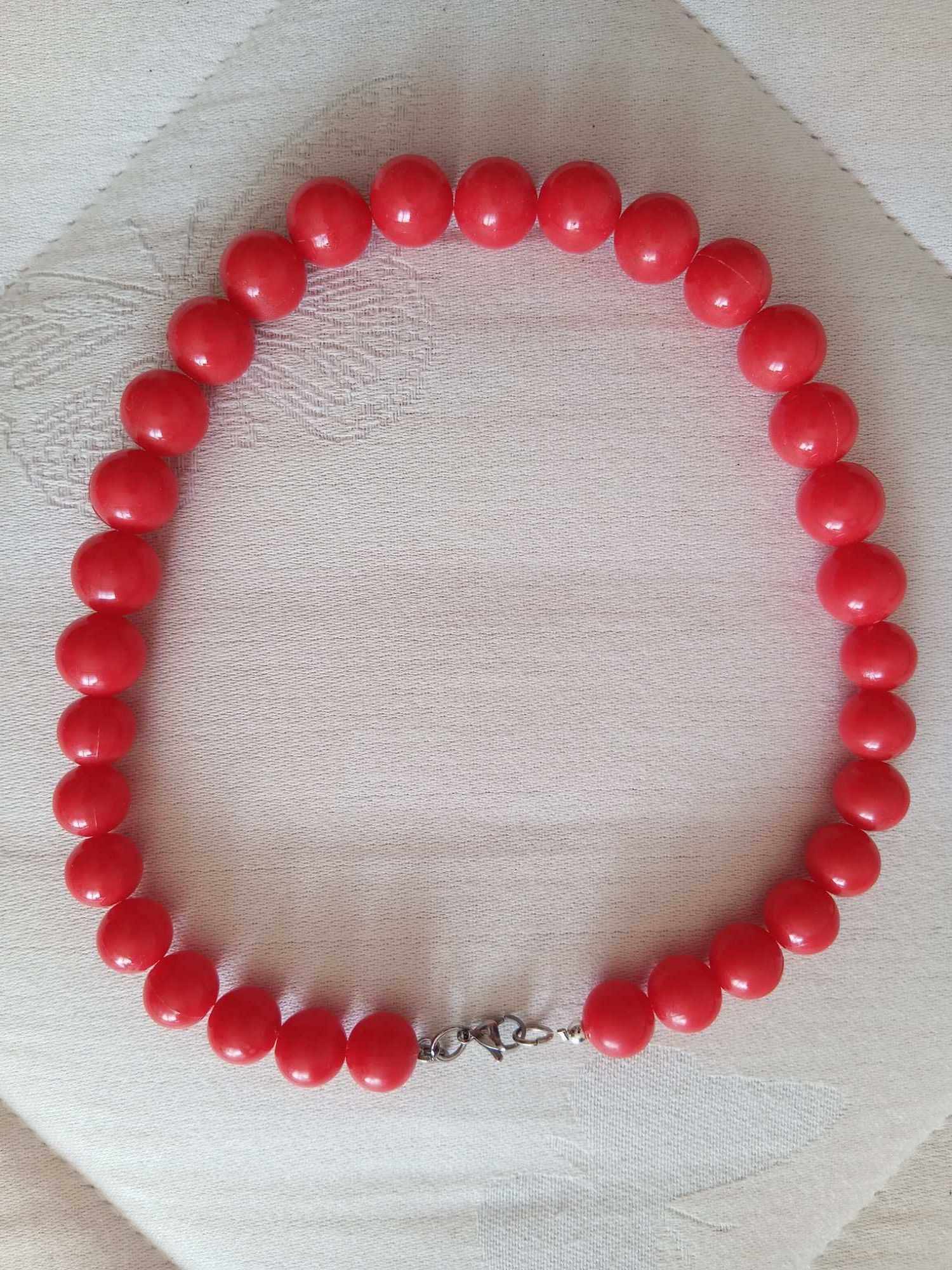 (8) colar (cada 4€)