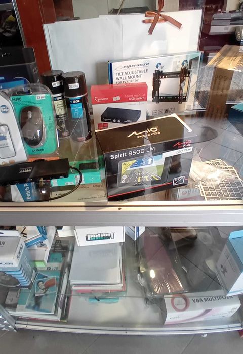 Gablota szklana/Witryna sklepowa profesionalna