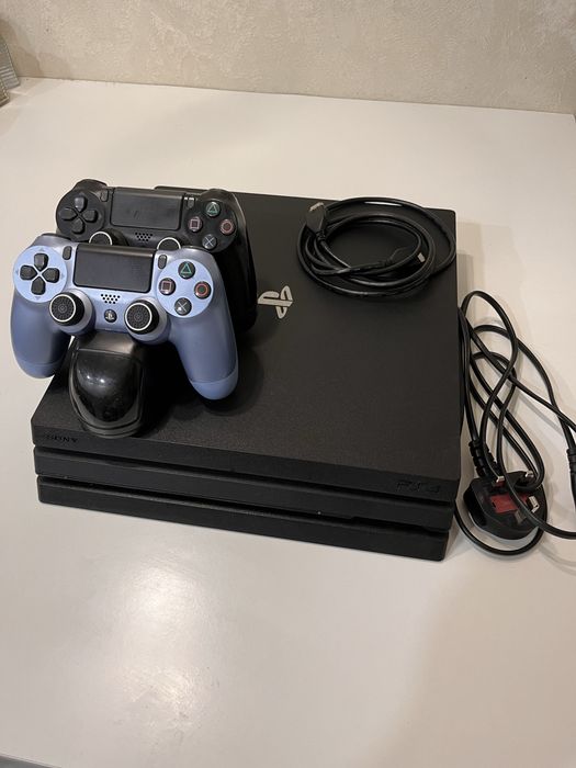 PlayStation 4 PRO 1TB