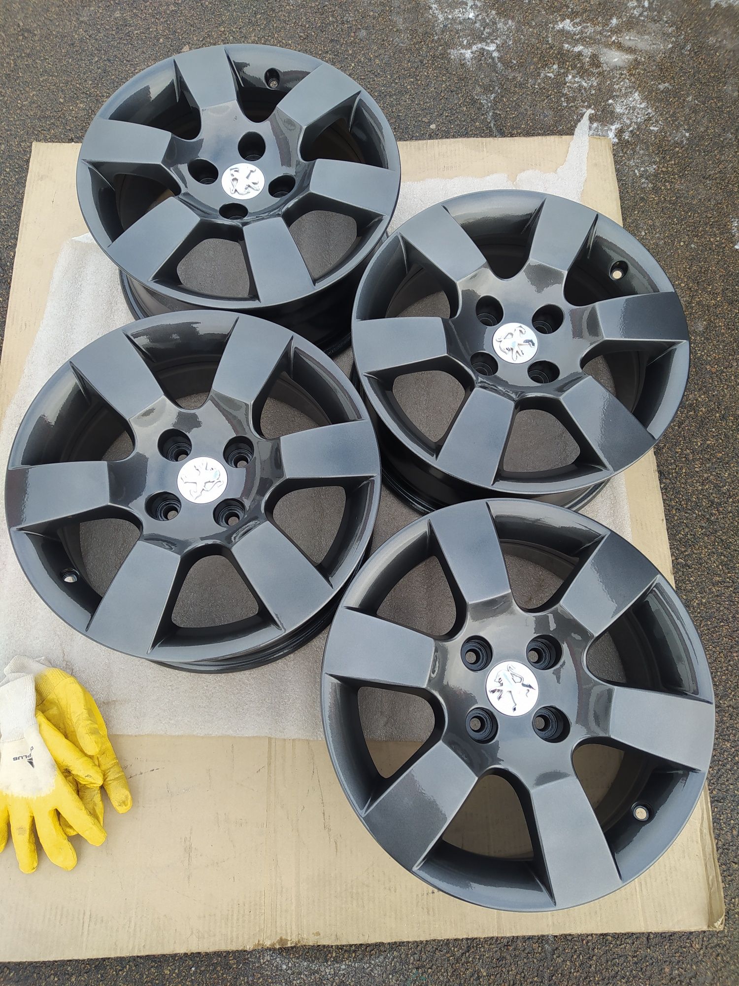 Диски Peugeot 301 307 308 3008 5008 Partner Citroen Berlingo 16(4*108)