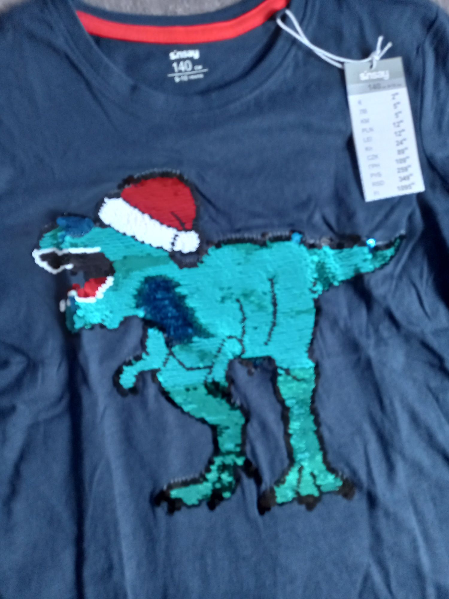 NOWA koszulka tshirt bluzka sinsay 140 dinozaur dinozaury cekiny