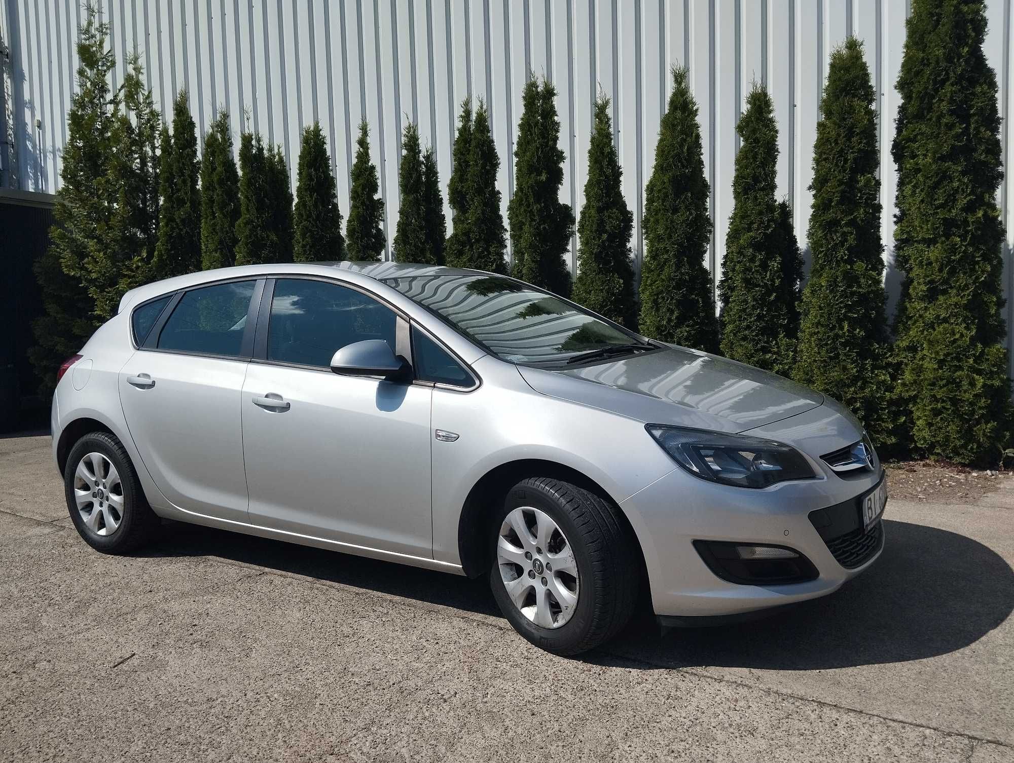 Opel Astra J (P10) Hatchback 1.7 CDTI Faktura Vat