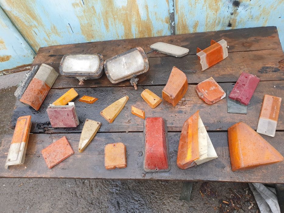 Фонарі повороти до автомобілів