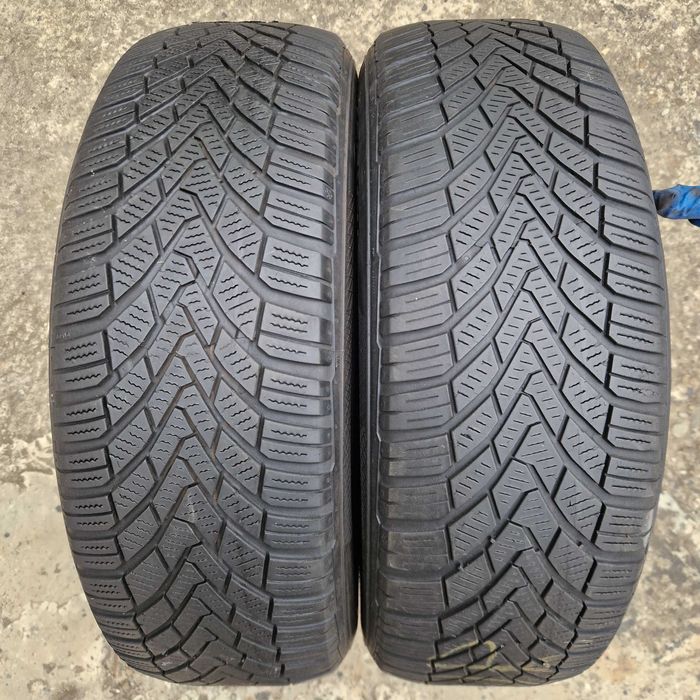 Зимові шини, резина 195 65 R15 Continental 2шт.