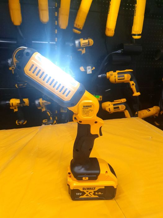 Ліхтар світлодіодний акумуляторний DeWALT DCL050(Фонарь)