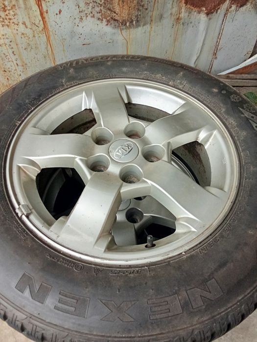 Диски Киа с зимней резиной