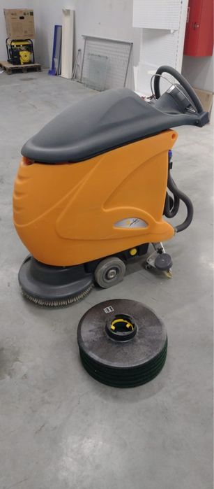 Szorowarka myjka, maszyna czyszcząca Taski 755 B Swingo