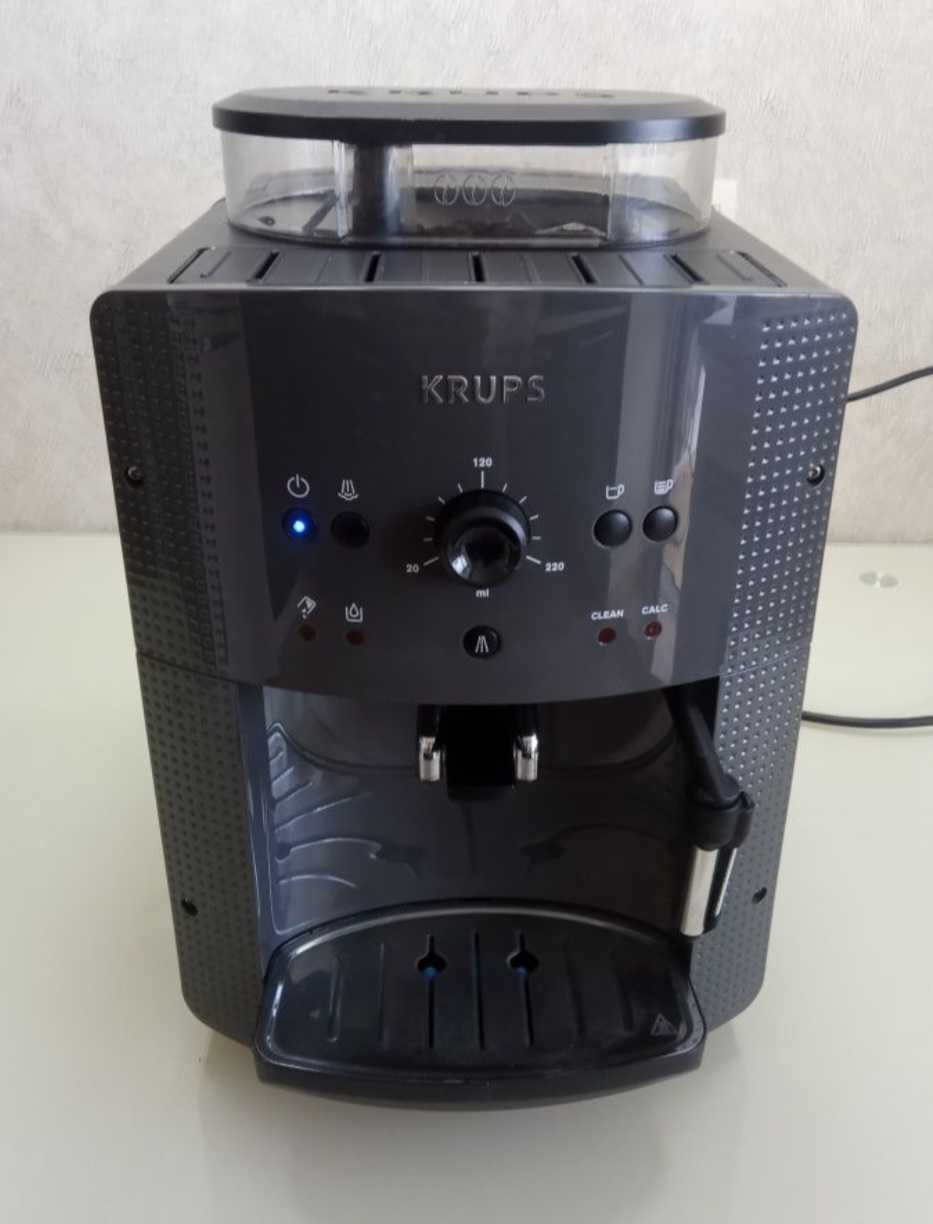 Кофемашина кофеварка Крупс Krups Essential EA810870 б/у