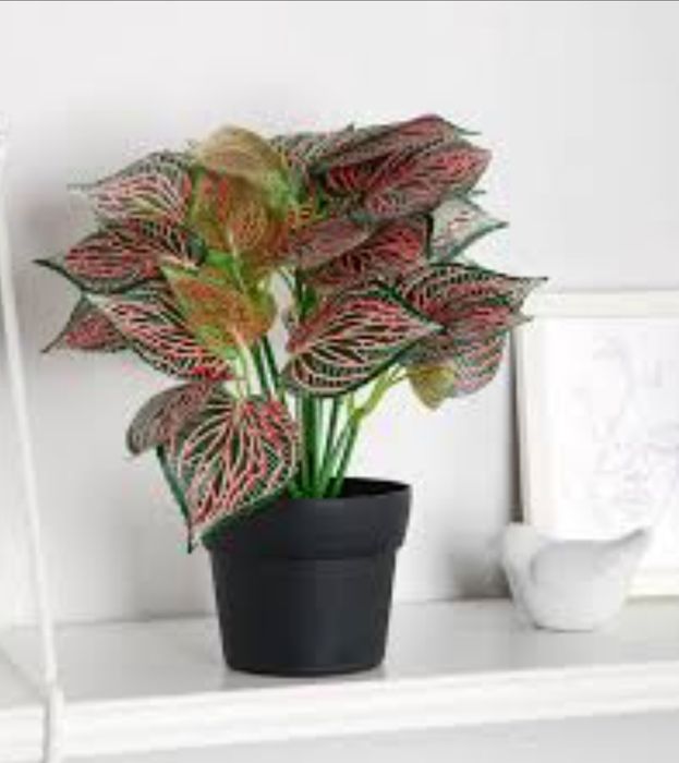 искусственный  цветок в горшке декор