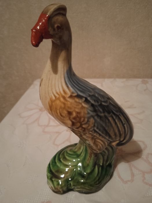 Фарфоровая Статуэтка Птица