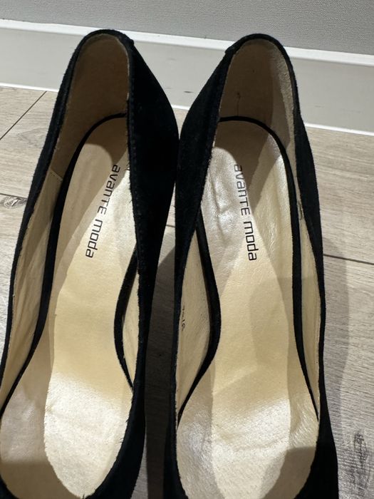 Замшеві туфлі 40р.