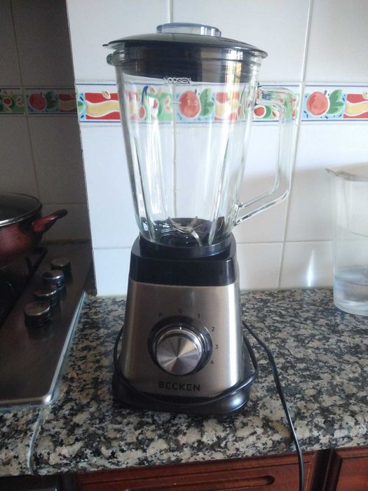 Liquidificador como novo!!