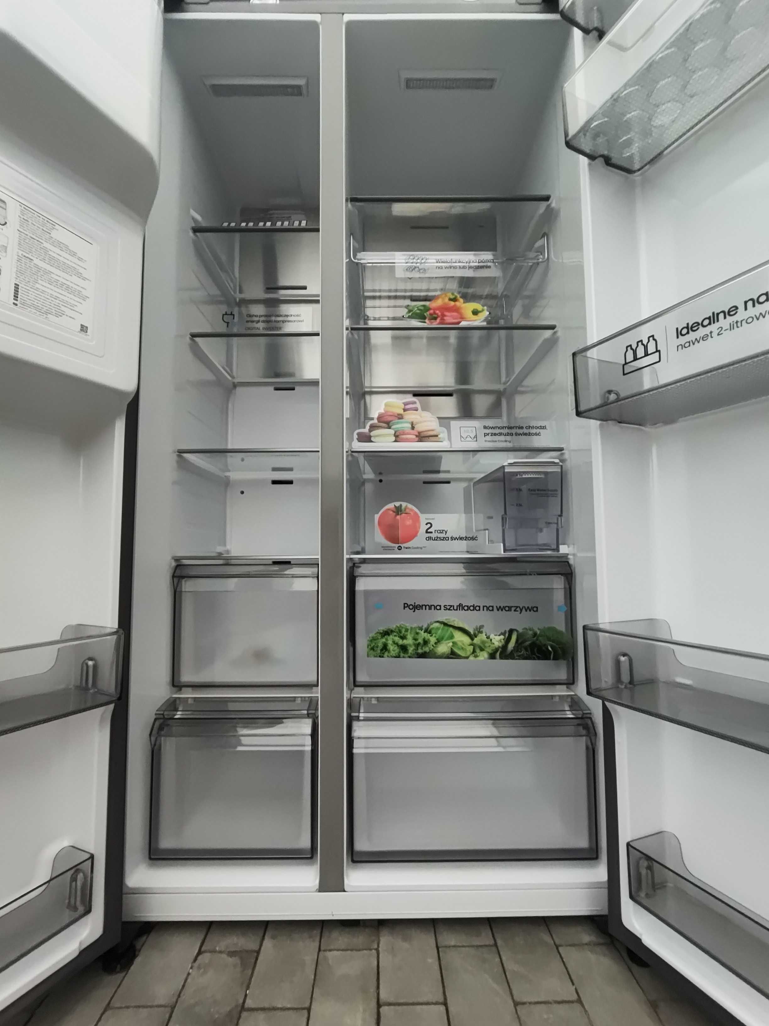 Lodówka Samsung RF65A977FSG, Multidoor, Family Hub™, 637 l NOWA