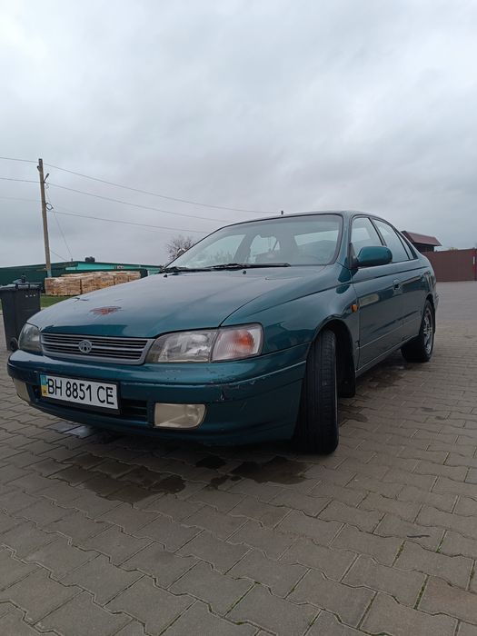 Toyota Carina E 1.6