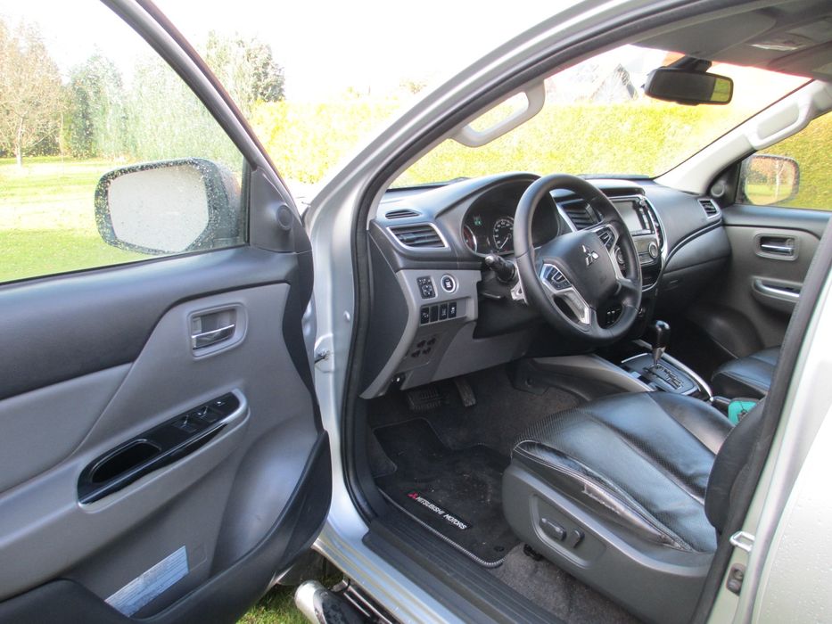 Mitsubishi L200 2.4d Zarejestrowany Skóra wentylowana, navi, orurowan