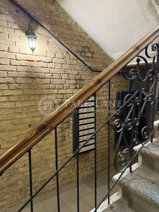 Антоновича  Горького 47 Центр євроремонт