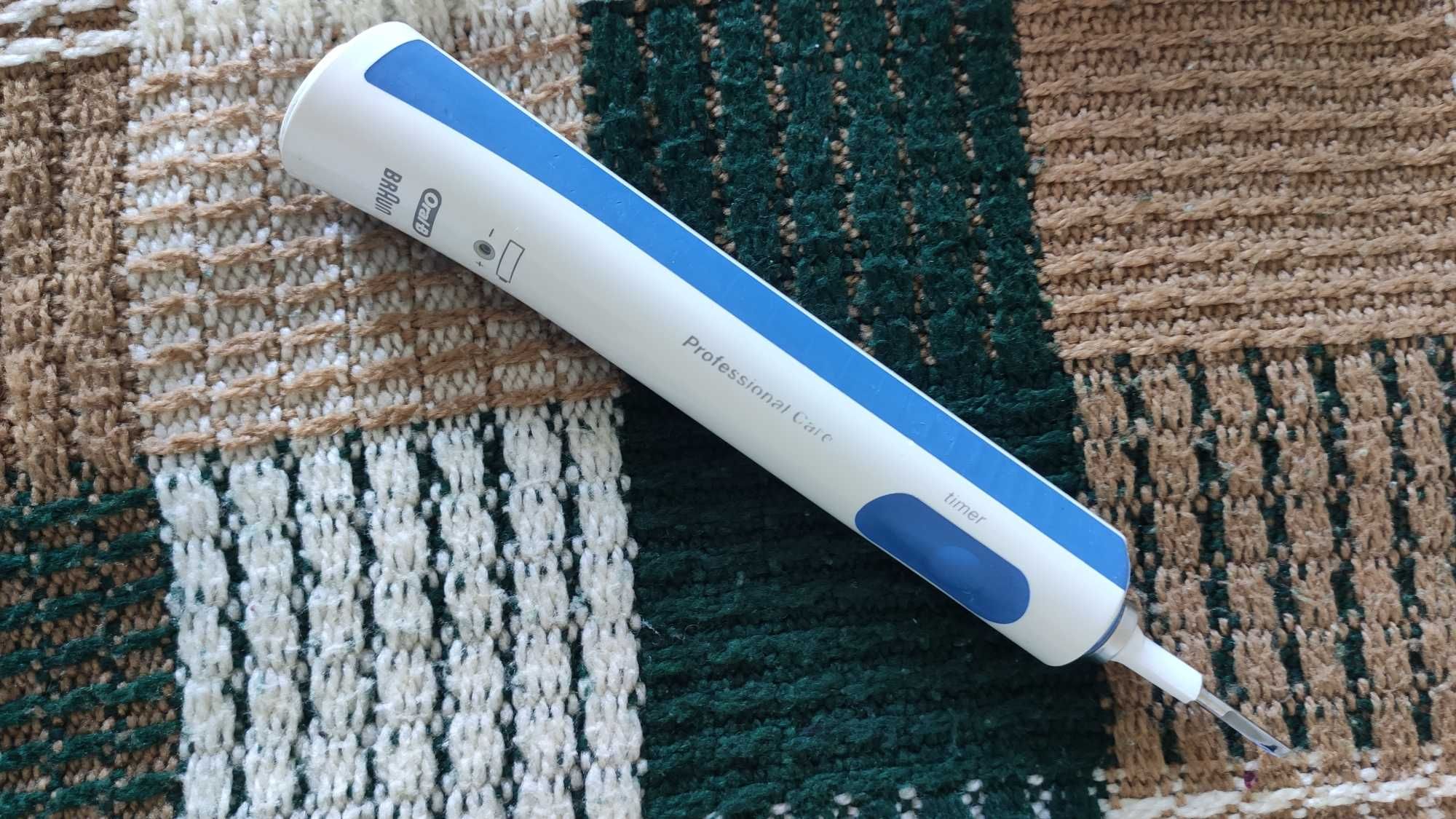 Szczoteczka elektryczna Oral-B Pro 600