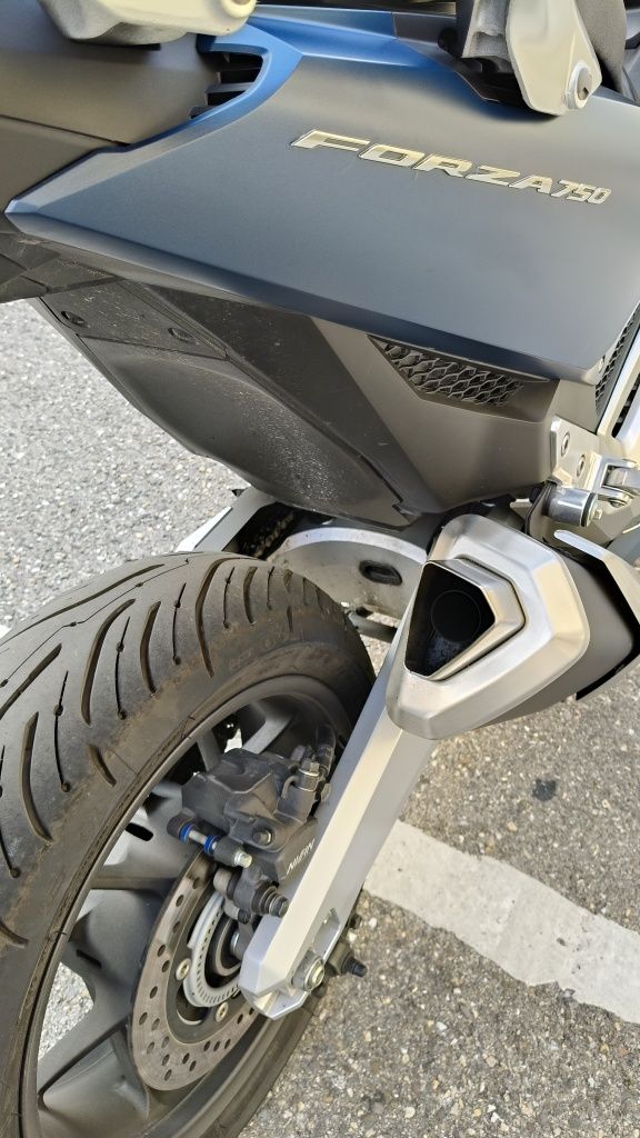 Honda forza 750 de 2023