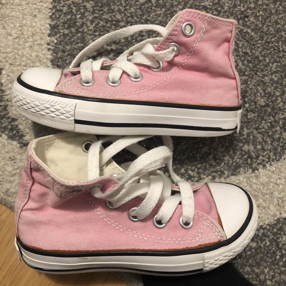 Buty oryginalne Converse różowe wysokie 24 UK 8