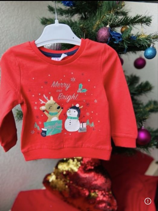 Кофти ,новорічний одяг ,міккі ,мінні ,реглани ,новорічний принт