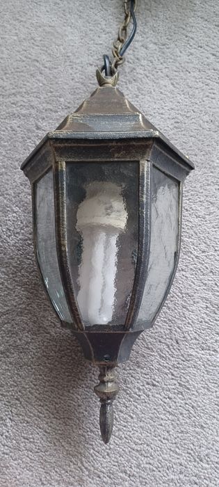 Stara lampa dekoracyjna latarenka