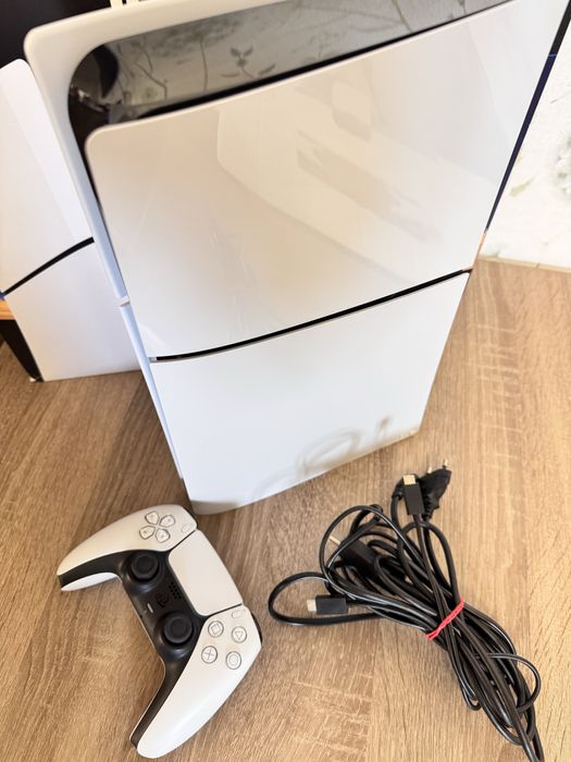 Продам Sony PlayStation Ps5 Slim Digital Edition 1Tb