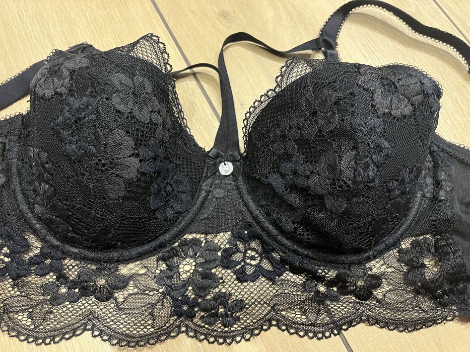 Ліфчик,бюстгалтер, корсет з портупеєю ,boux avenue мереживний 70-75 d