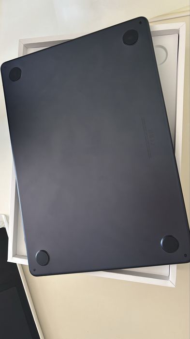 Macbook Air M4 13” 2025 NOVO
