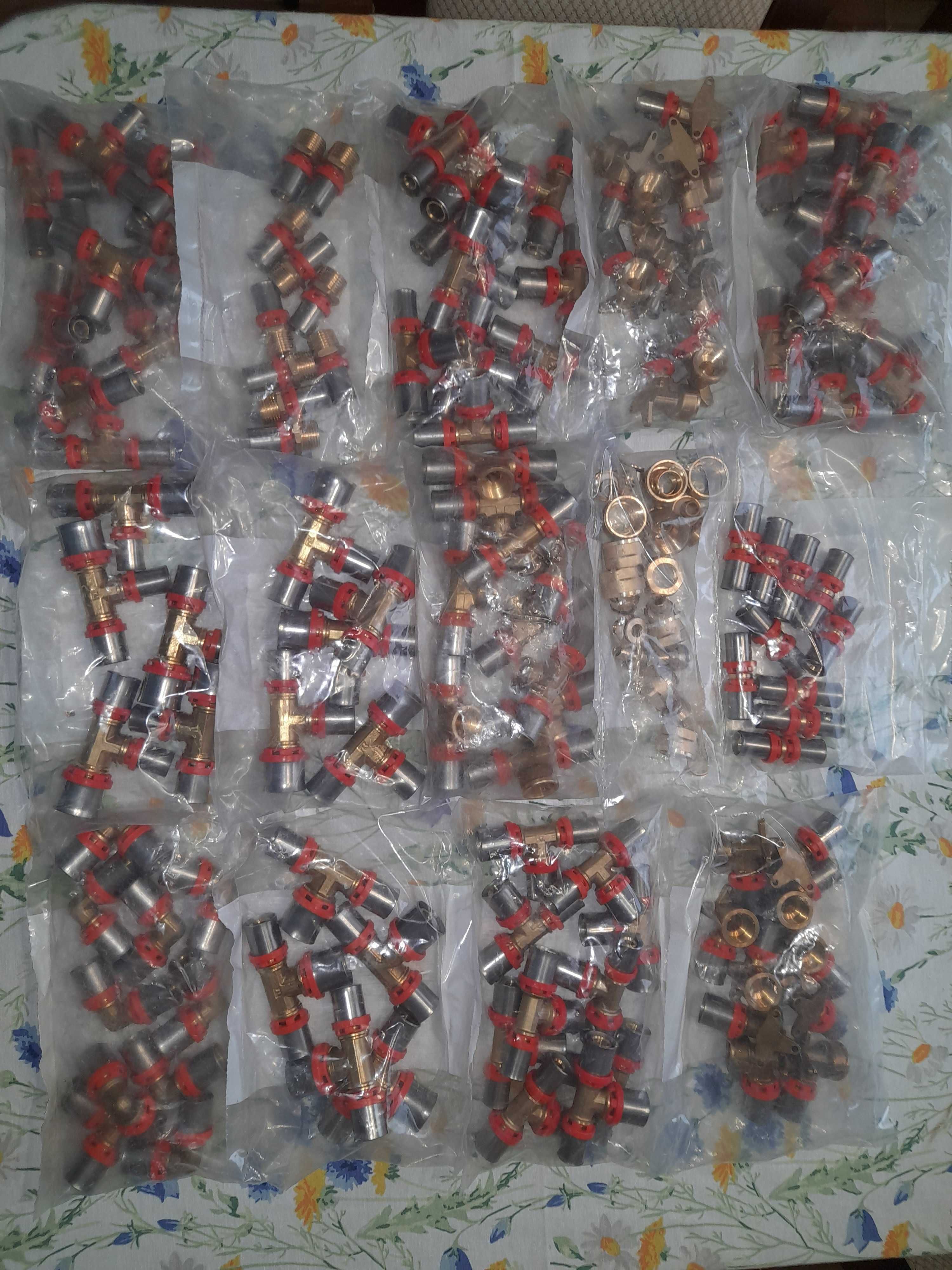 Kolano naścienne GW 16x1/2    GW 20x1/2  Zaprasowywane PEX Sigma-Li