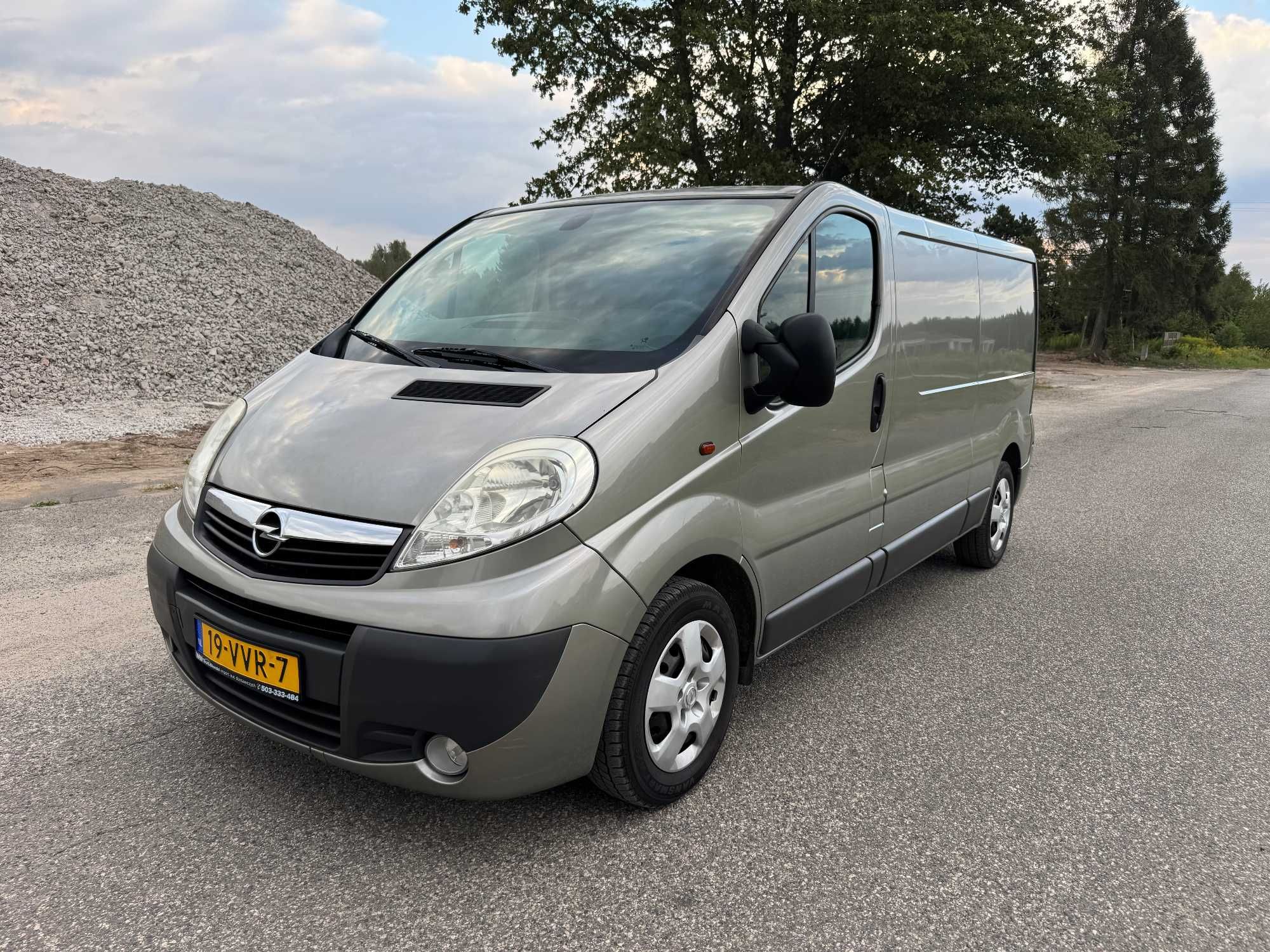 OPEL VIVARO*L2H1*100%oryginał*Klima*3 osoby*dobre auto